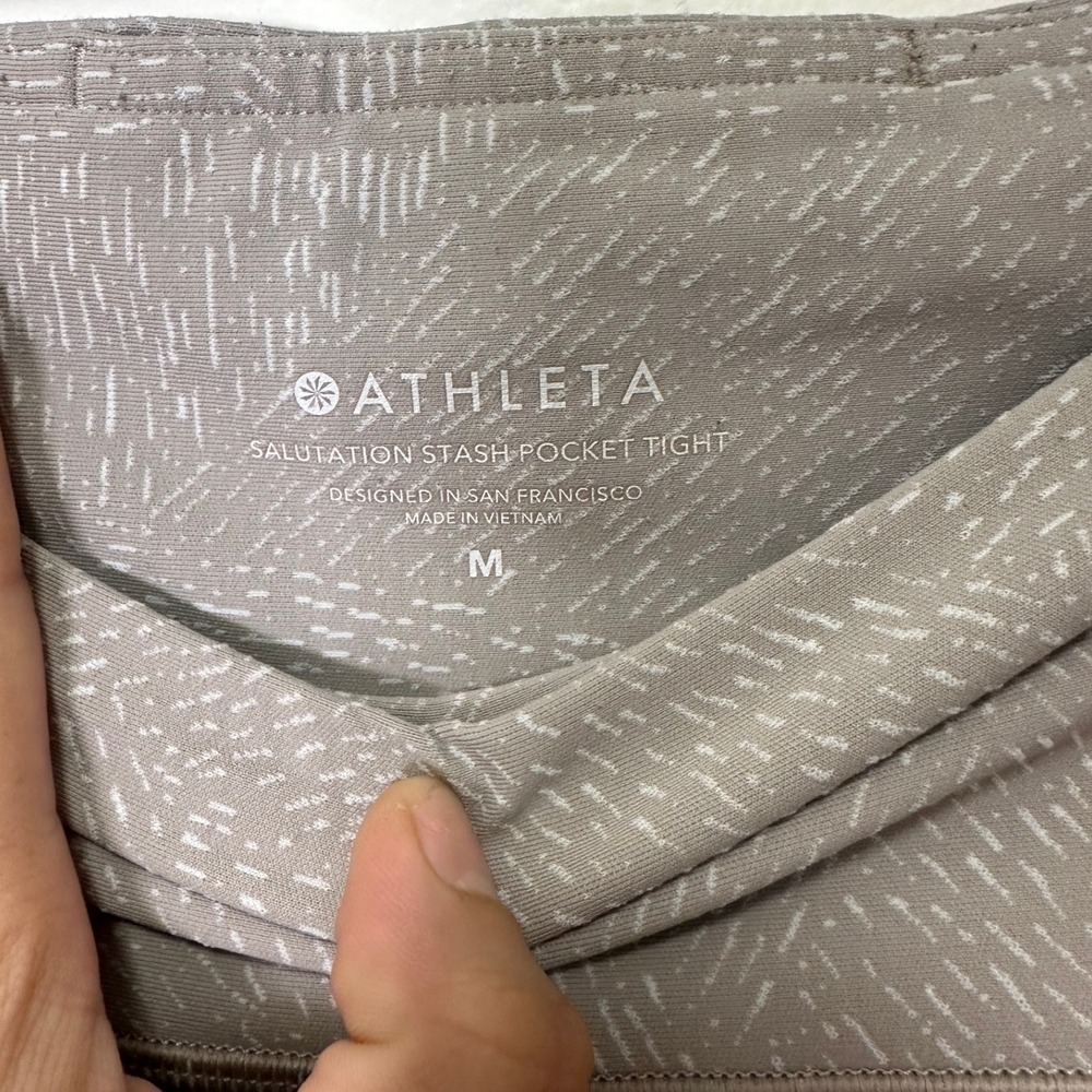 Athleta Salutation Stash Pocket Tight Women's Size M Taupe Patterned Leggings - Picture 4 of 8